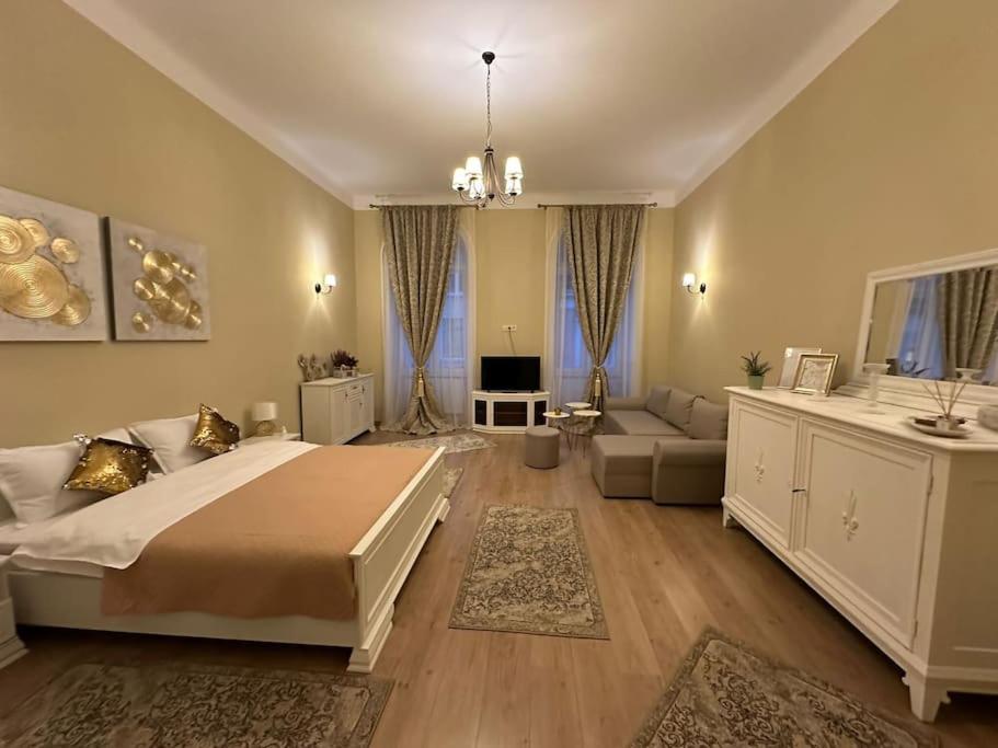 Studio Montaldo Braşov Dış mekan fotoğraf